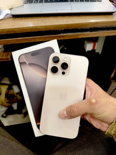 Apple iPhone 16 Pro Max jv