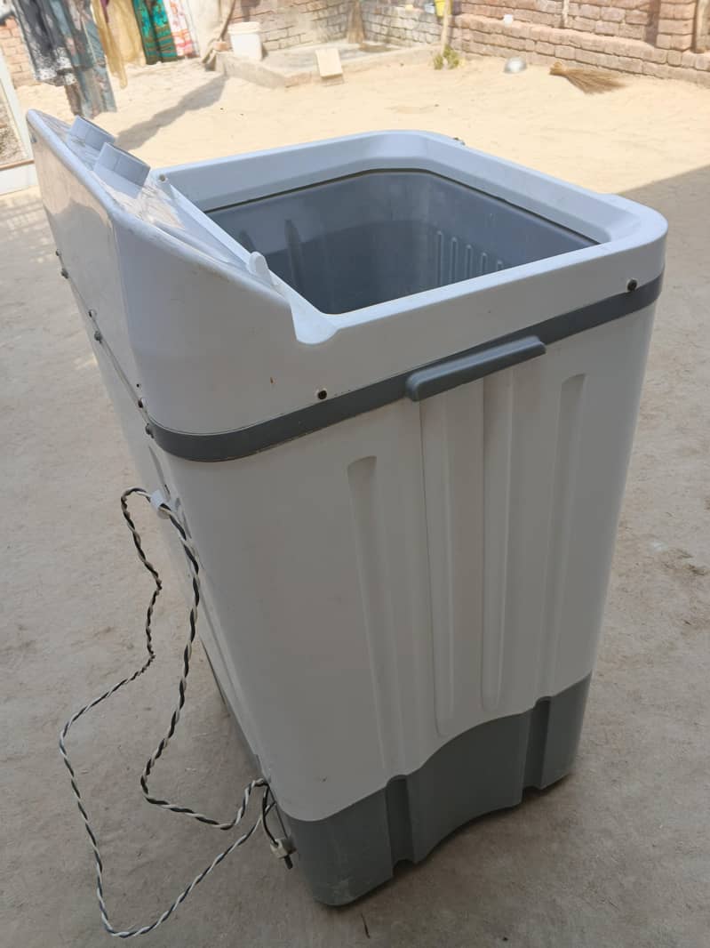 washing machine 4