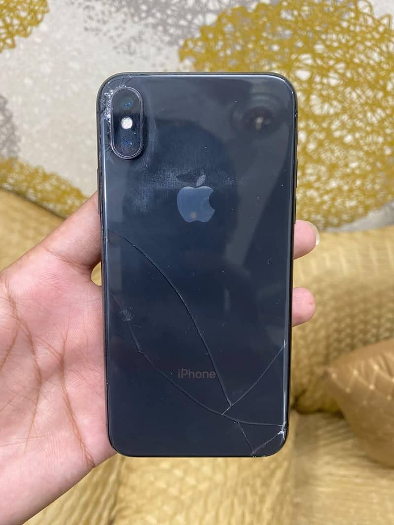 Apple iPhone X 3