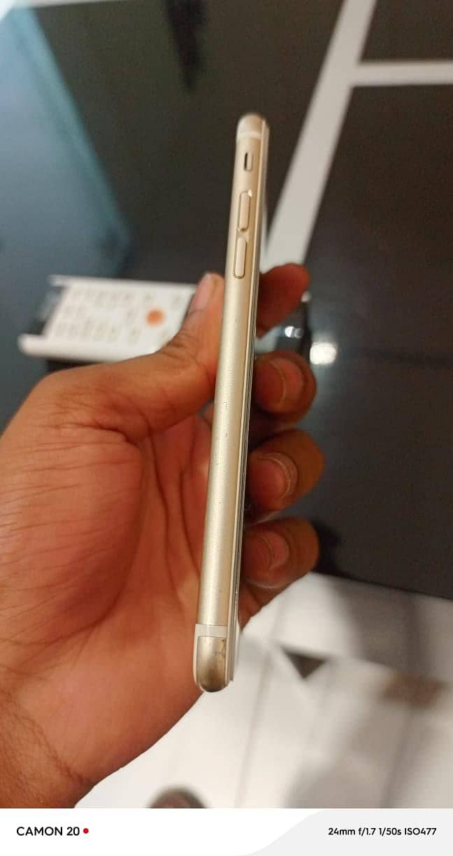 Apple iPhone 6S 3