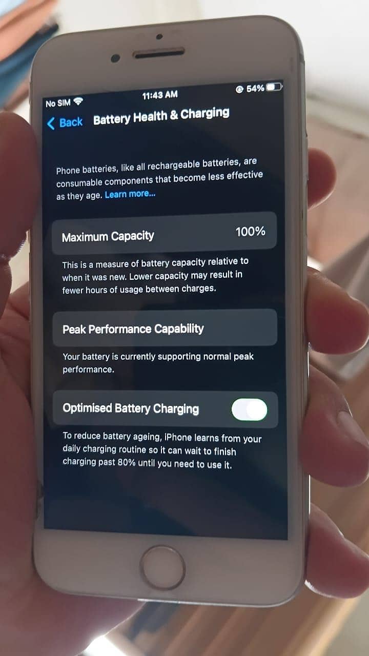 Apple iPhone 8 0