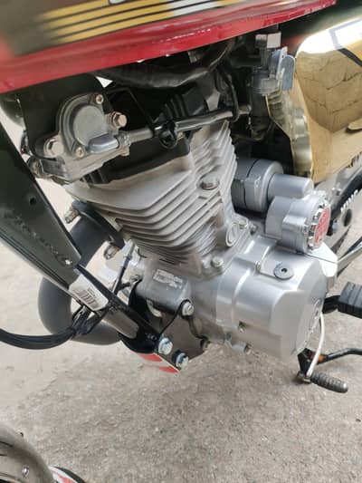 Honda CG 125 GOLD EDITION