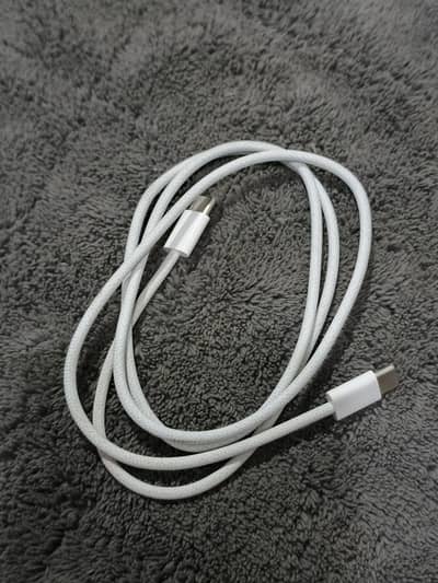 ipone 17 pro max original cable