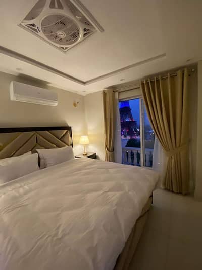 1 Bedroom Luxury Apartment is Available For Rent in bahria town Lahore