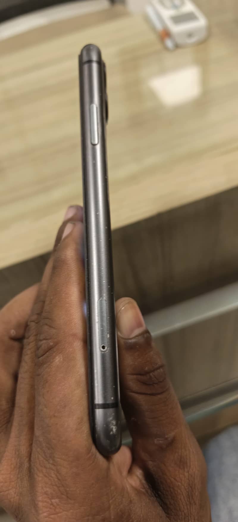 Apple iPhone 11 3