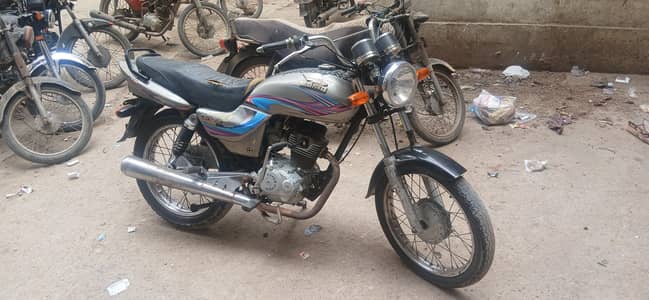 Super power 125 deluxe well condition