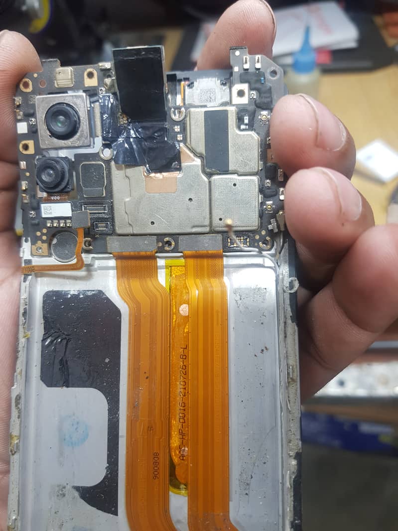Vivo V21 1