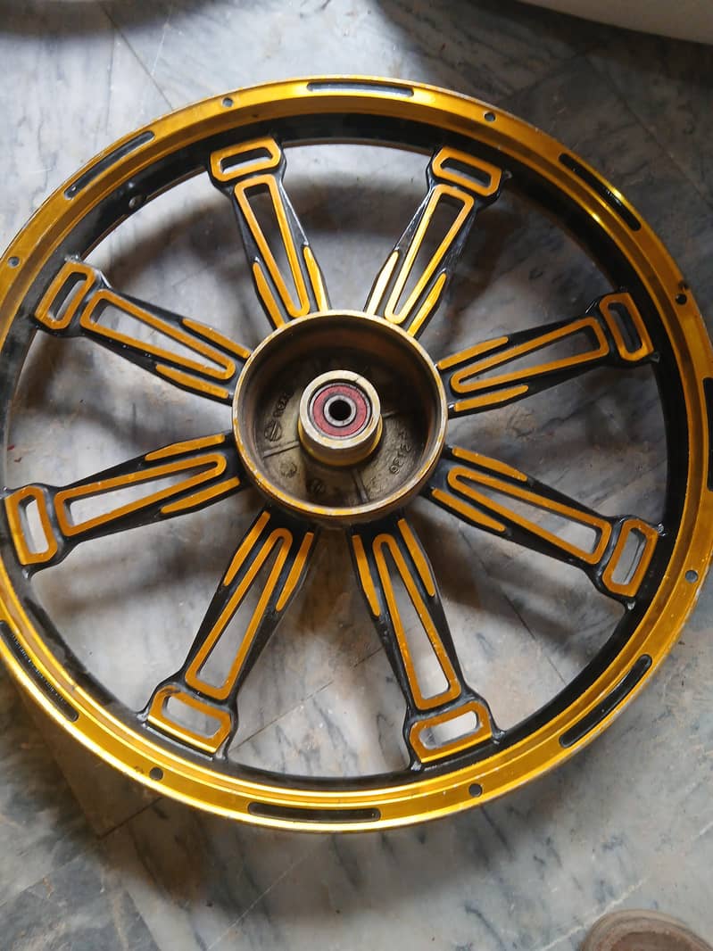 wheel and rim - Wheels & Rims - 1120262473