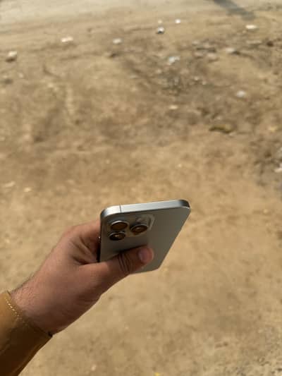 IPhone 15 pro max factory unlock waterpack