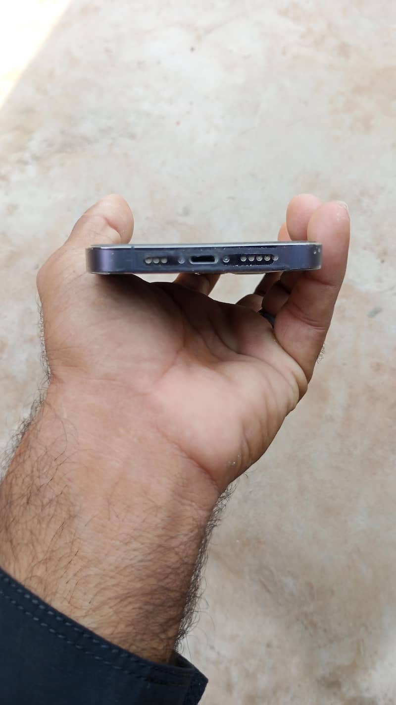Apple iPhone 14 Pro 3