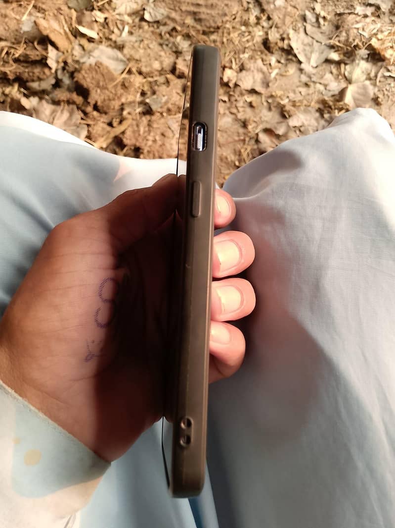 One Plus 7T 3