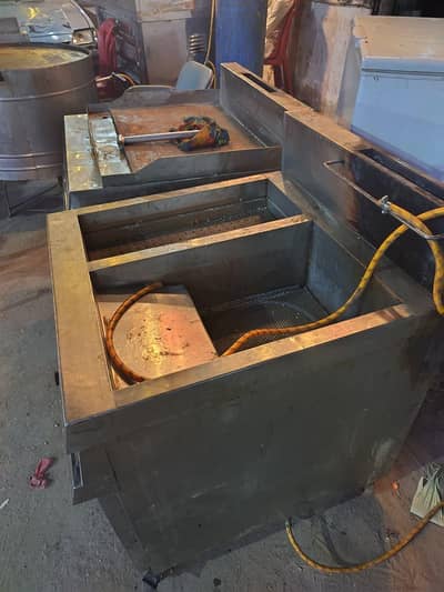 Fast Food Fryer 24L + Hot Plate 24 Inch - Both for Sale