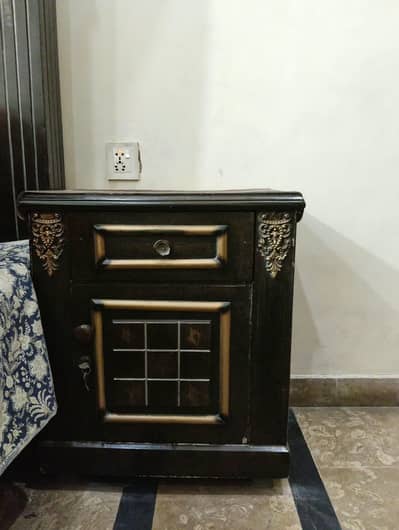 Complete jahaiz furniture set for sale( bed, dressing, showcase)
