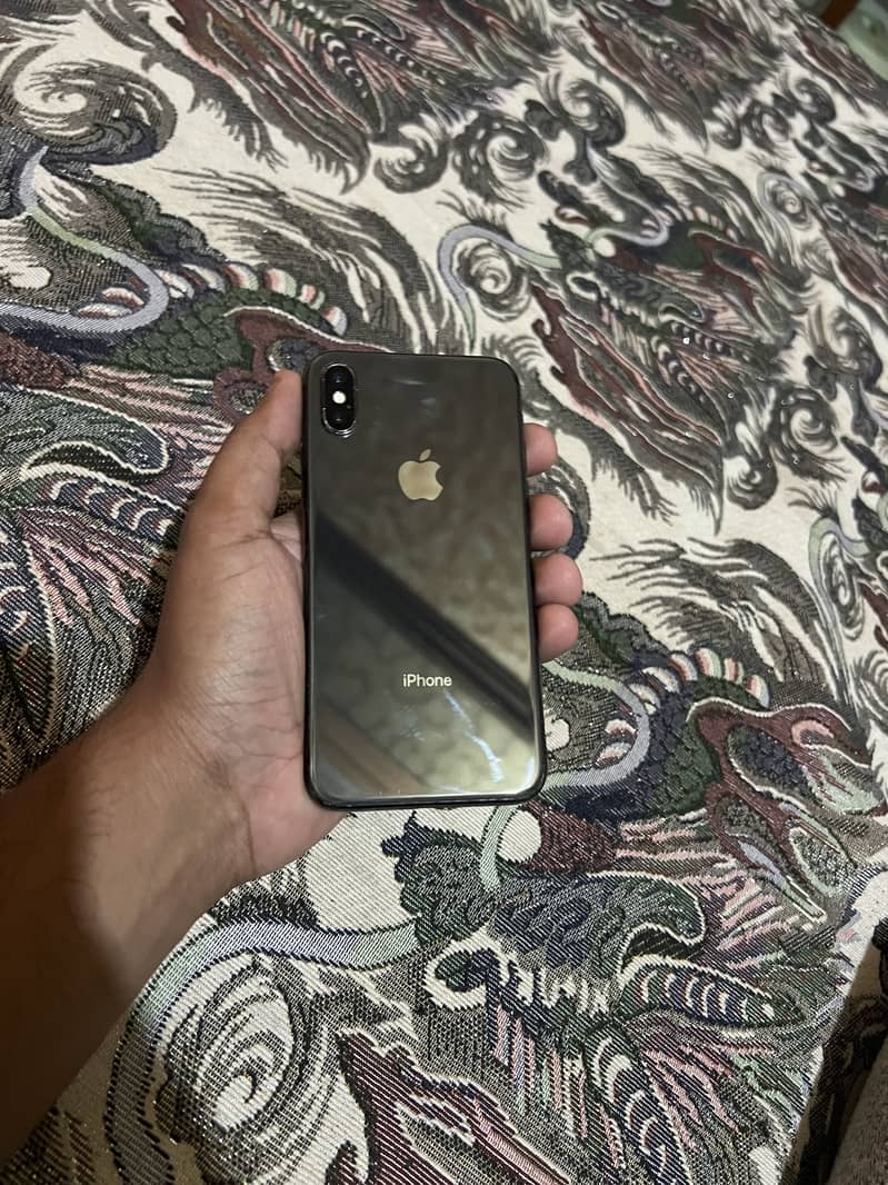 Apple iPhone X 3