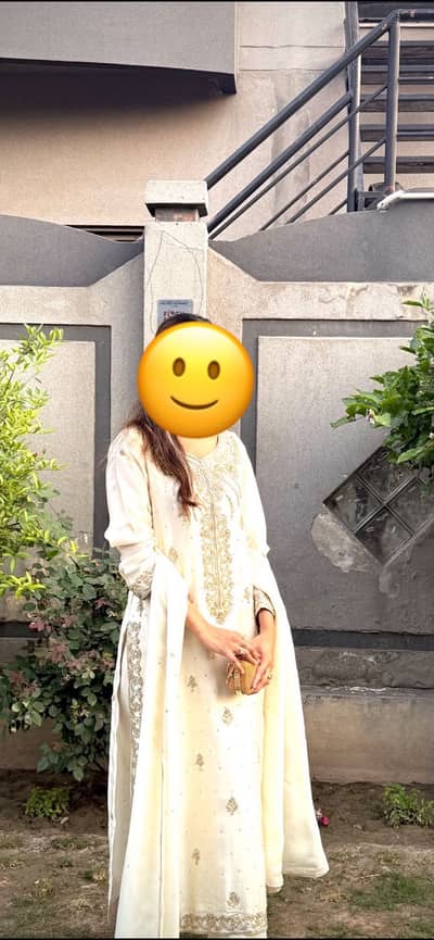 Tissue silk offwhite formal outfit