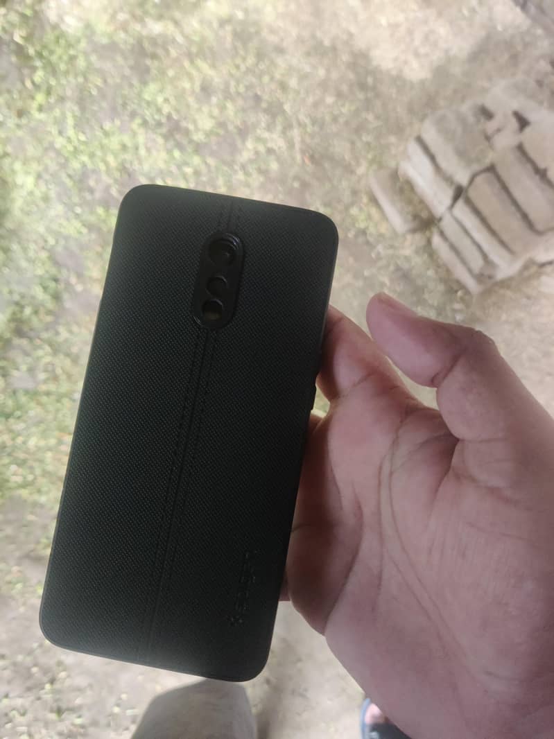 One Plus 6T 3