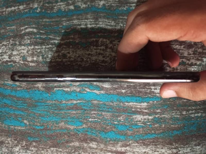 Apple iPhone X 2