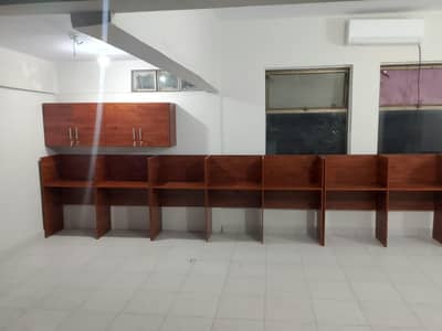 new office conference table/workstation/executive table / cubicle