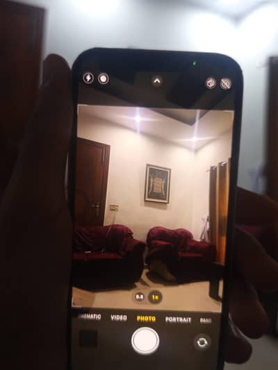 Apple iPhone 13