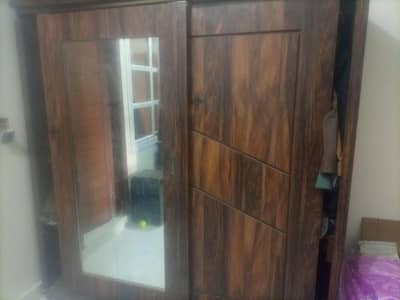 2 picses wardrobs