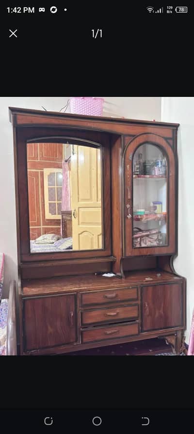 Dressing table for sale