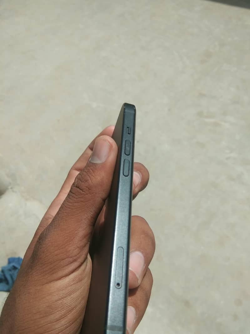 Apple iPhone 15 1