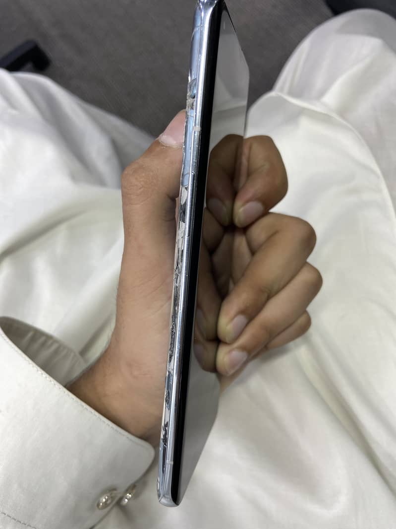 One Plus 9 Pro 1