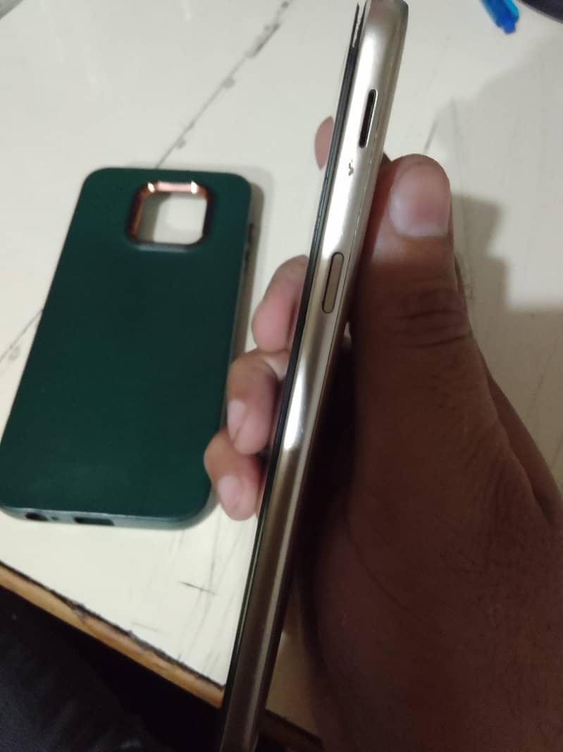 Glaxy j6 mobile normal condition 4
