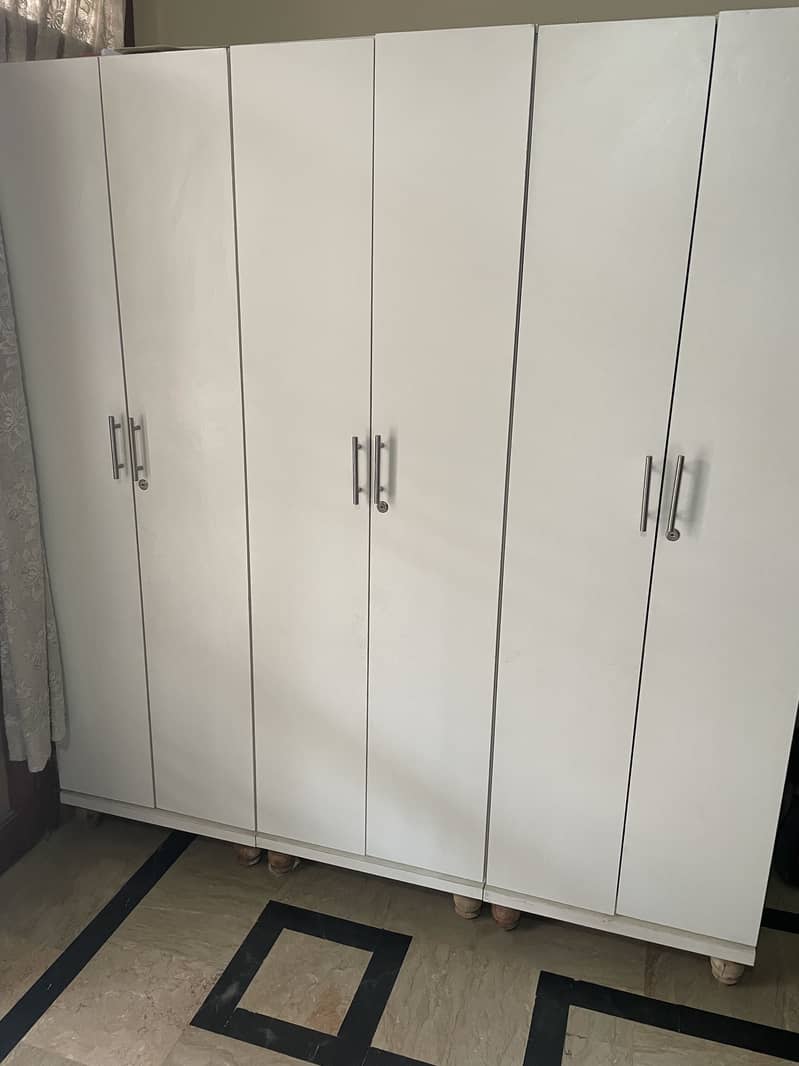 wardrobe 1