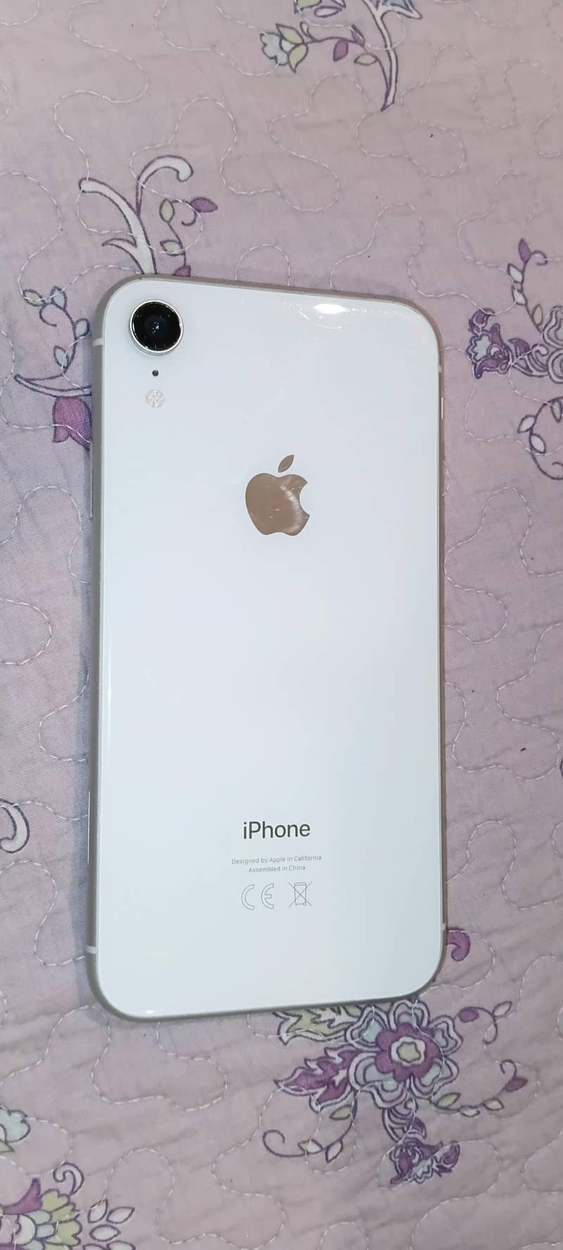 Apple iPhone XR 0