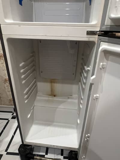 CHiQ Smart 4D DC Inverter Refrigerator
