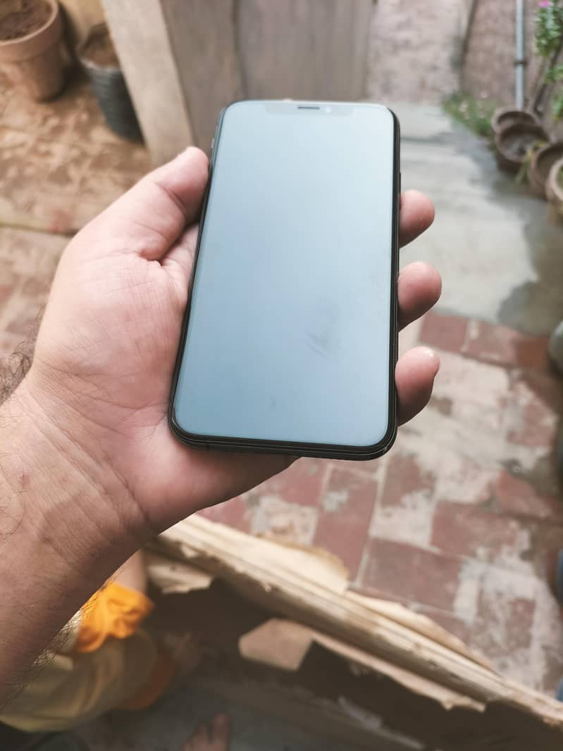 Apple iPhone XS 2
