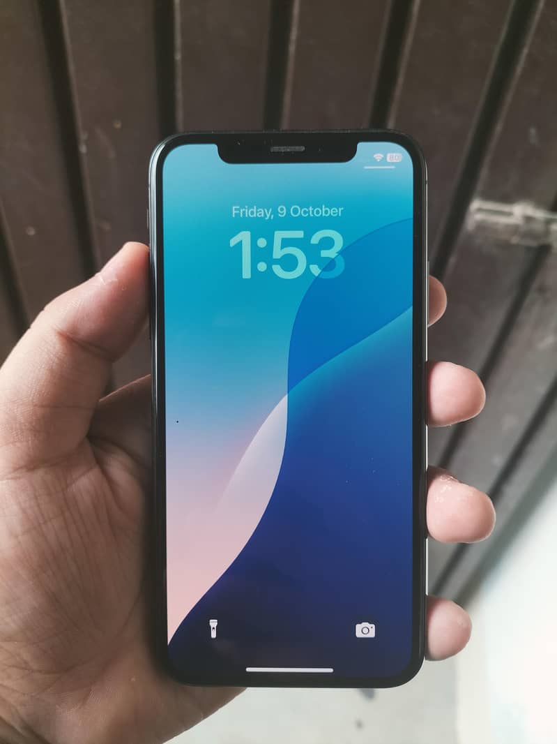 Apple iPhone XS 7