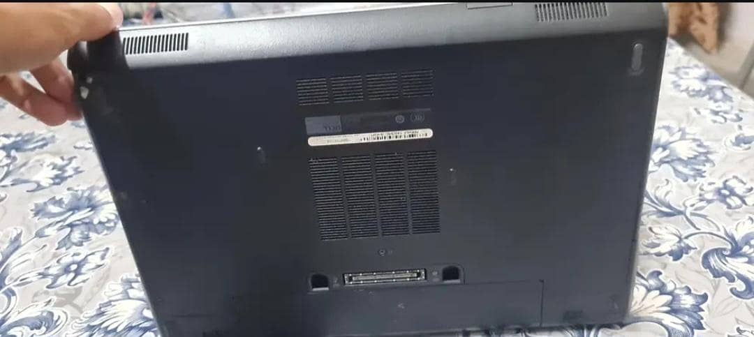 DELL LATITUDE E6440 5