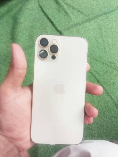 Apple iPhone 12 Pro