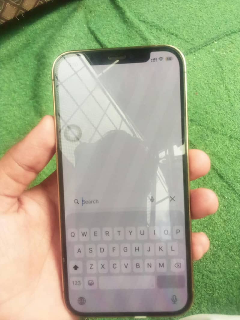 Apple iPhone 12 Pro 6