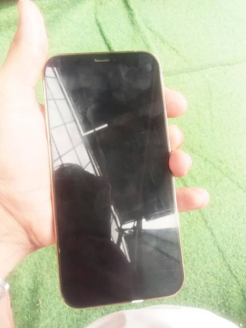 Apple iPhone 12 Pro 7
