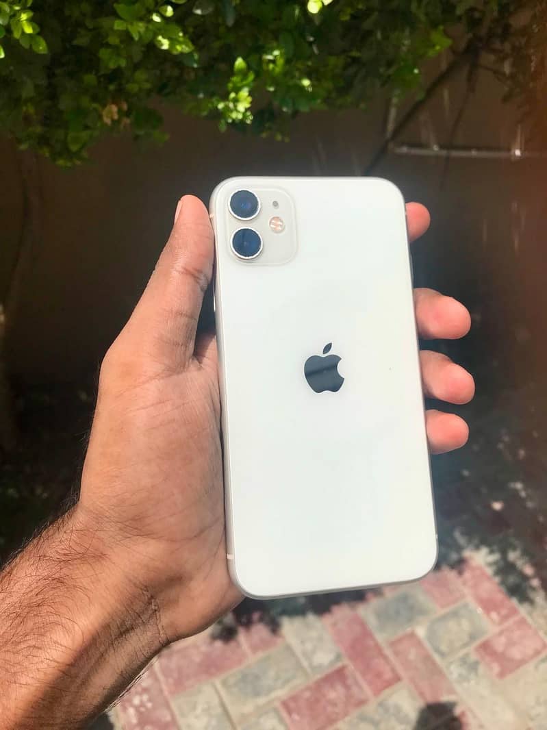 Apple iPhone 11 1
