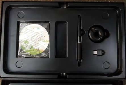 Huion Inspiroy Q620M Graphic Drawing Tablet – Excellent Condition