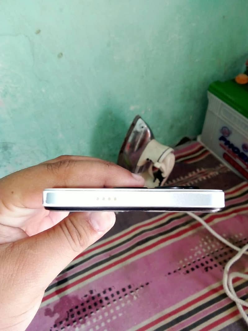 Tecno Spark Go 0