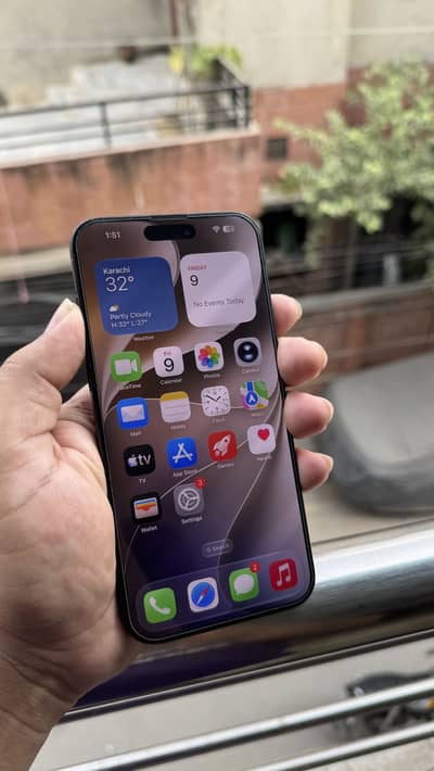 iPhone 15 Pro Max JV 256GB | 10/10 Condition | 470 Charging Cycles