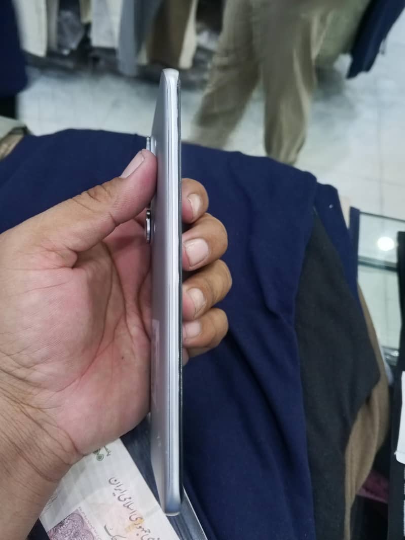 infinix 1