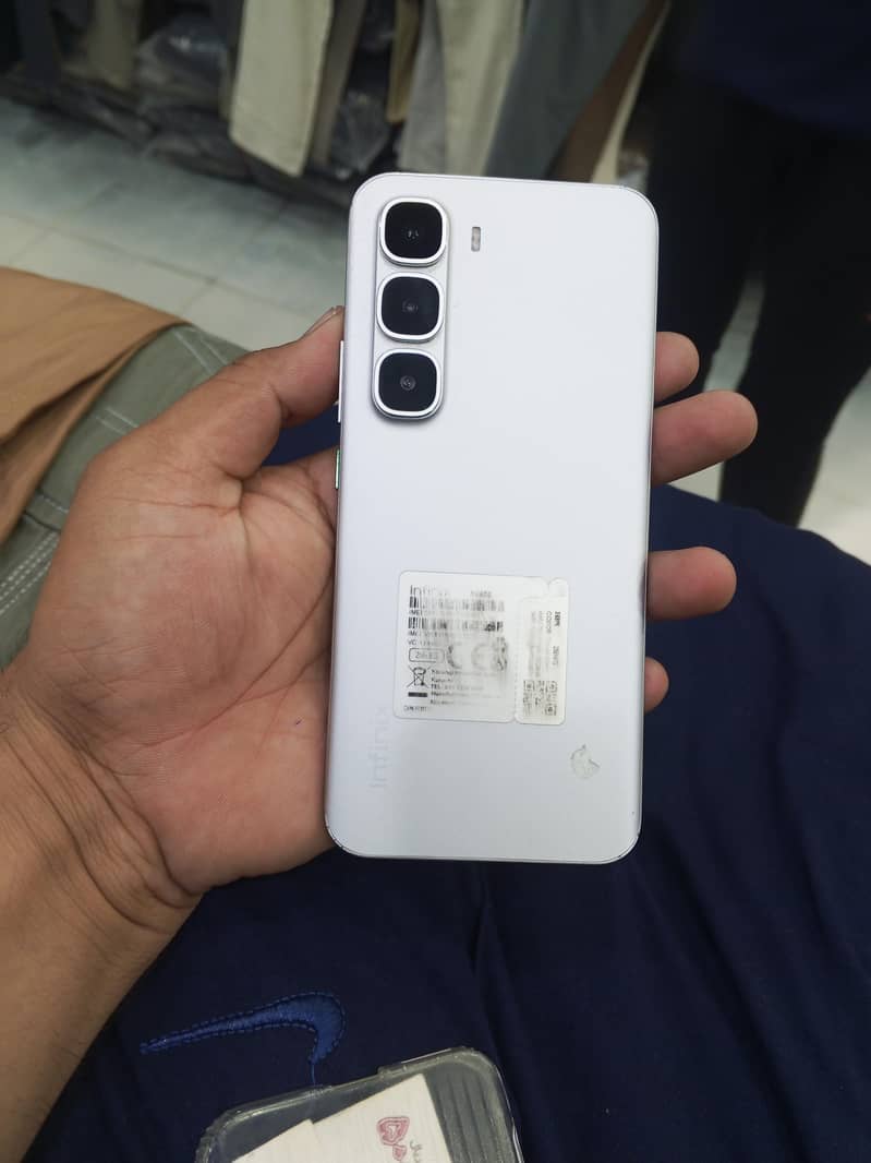 infinix 4