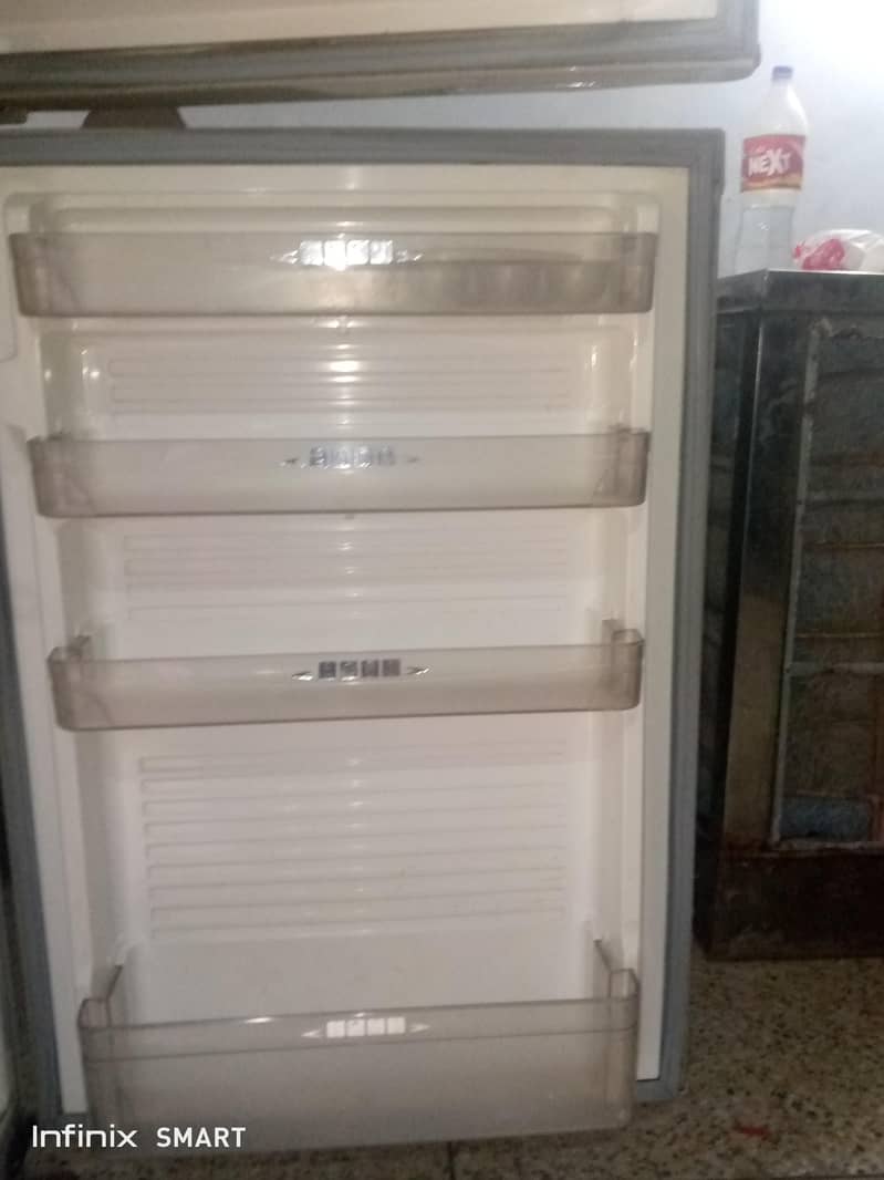 dead compressor fridge available 2