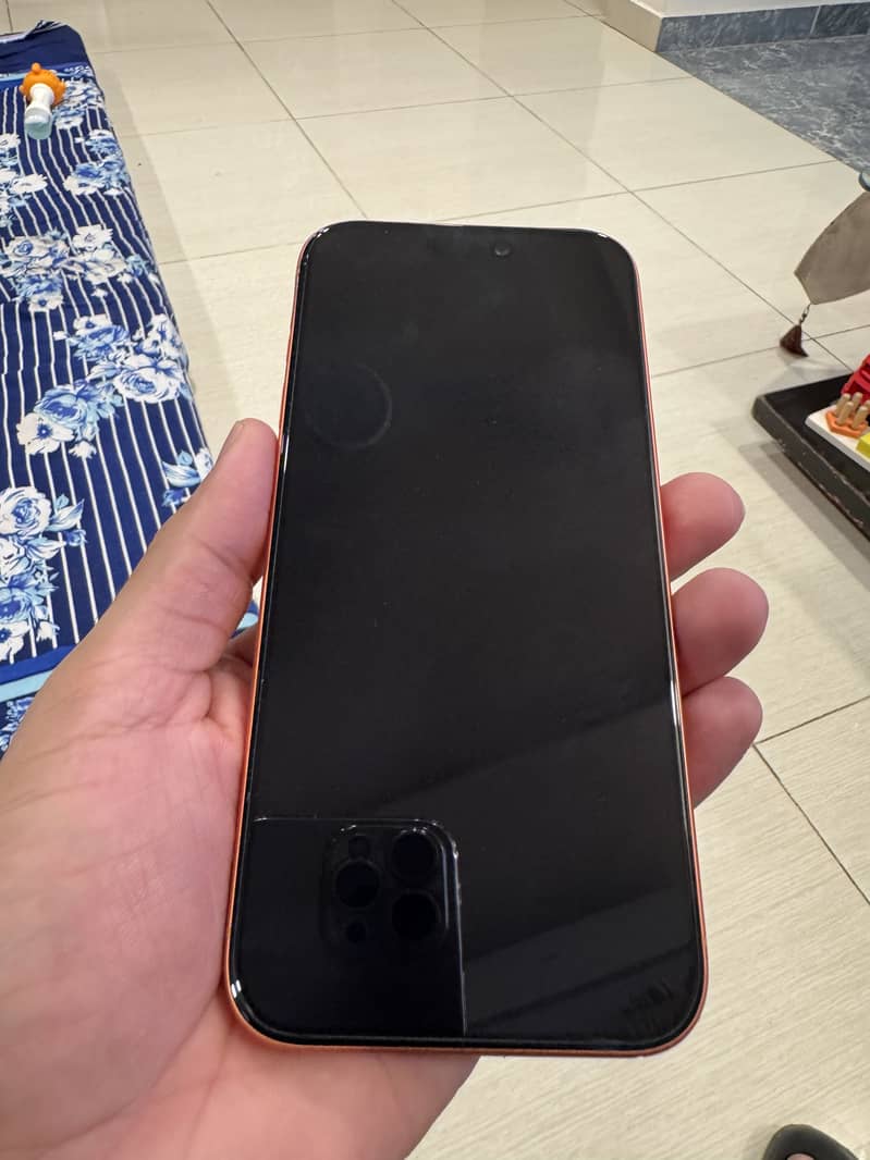Apple iPhone 17 Pro Max 4