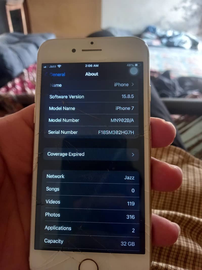 Apple iPhone 7 1