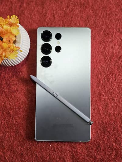 Samsung Mobile S25 Ultra/ under warranty