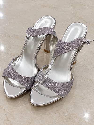 heel shoes for women