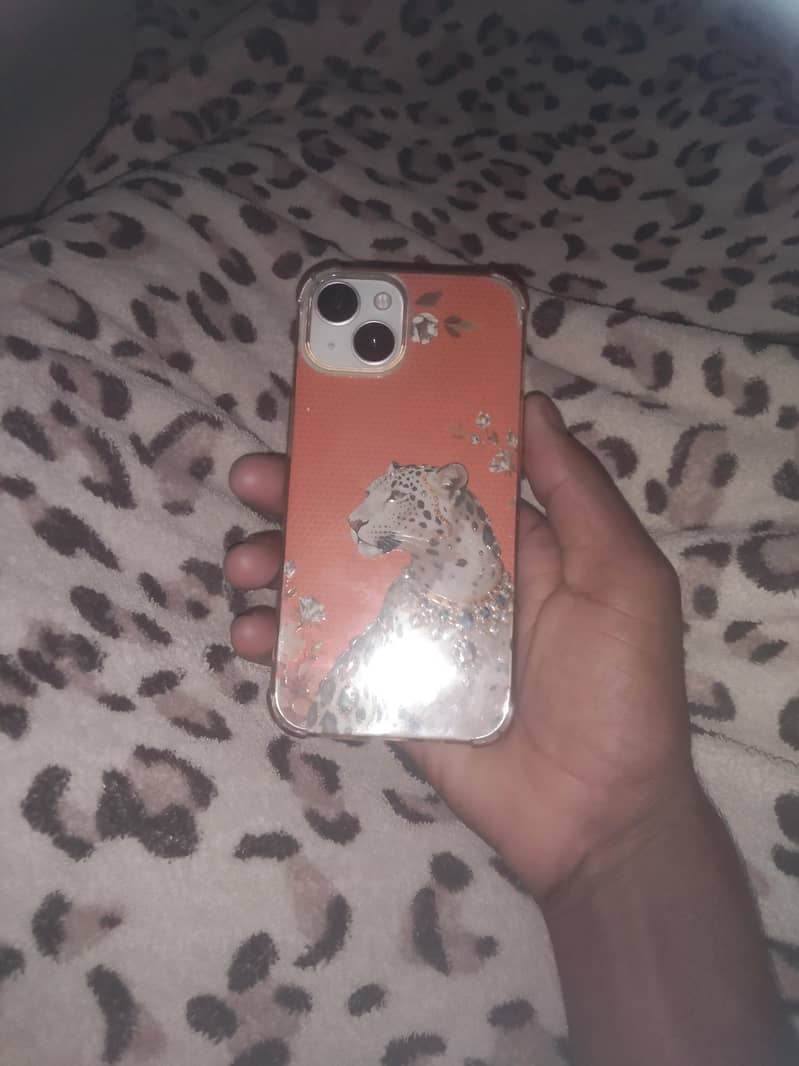 Apple iPhone 13 4