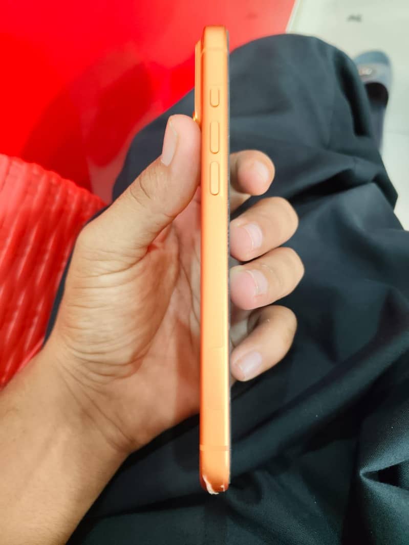 Apple iPhone 17 Pro Max 3